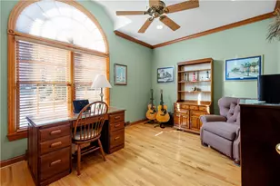 1413 Deepwood Dr, Pittsburgh, PA 15241 - Photo 15