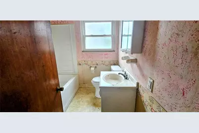 4600 3rd St, Versailles Boro, PA 15132 - Photo 5