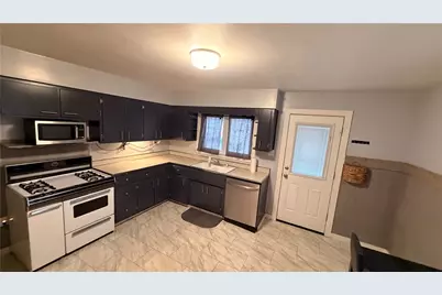 621 S. Gosser Hill Rd, Allegheny Township, PA 15656 - Photo 7