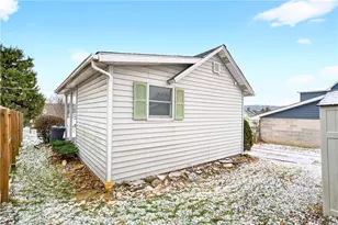 203 Navy St, Perryopolis, PA 15473 - Photo 17