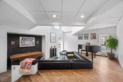 23 Seneca St, Pittsburgh, PA 15219 - Photo 3