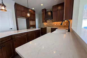 137 Morningstar Dr, Rostraver, PA 15012 - Photo 17