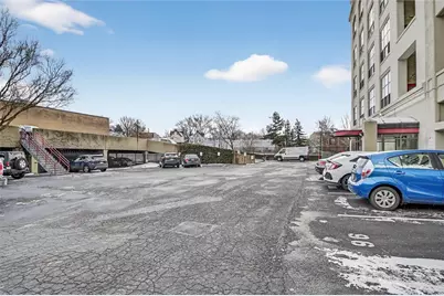 5850 Centre Ave #202, Pittsburgh, PA 15206 - Photo 27