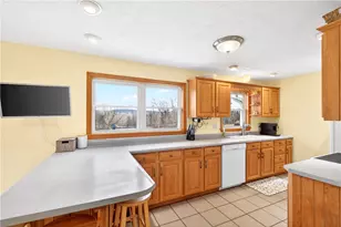 933 Newell Rd, Fayette City, PA 15438 - Photo 5