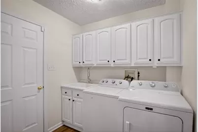 3503 Warwick Ct, Moon/Crescent Twp, PA 15108 - Photo 19