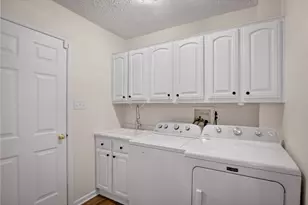 3503 Warwick Ct, Moon/Crescent Twp, PA 15108 - Photo 19