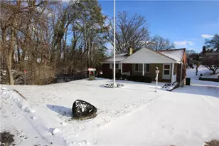 172 Maryal Dr, Pittsburgh, PA 15236 - Photo 1