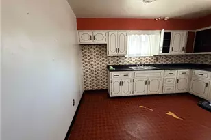 748 Caldwell Ave, New Kensington, PA 15068 - Photo 9