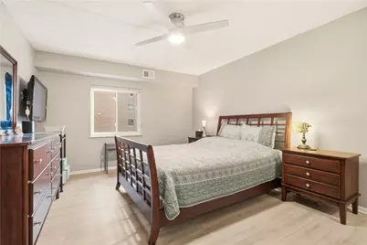 5600 Munhall Rd #501, Pittsburgh, PA 15217 - Photo 23