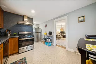 414 Guy St, Jeannette, PA 15644 - Photo 11