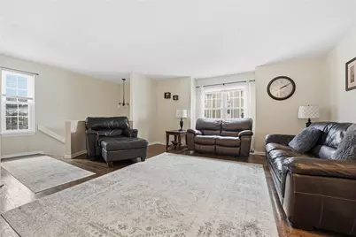2671 Hunters Point Drive, Pittsburgh, PA 15090 - Photo 5