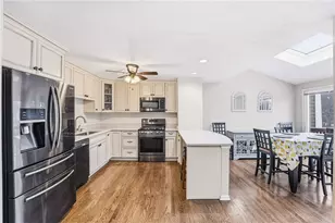 2671 Hunters Point Dr, Pittsburgh, PA 15090 - Photo 7