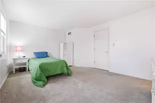 2671 Hunters Point Dr, Pittsburgh, PA 15090 - Photo 29