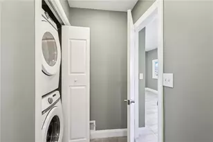 5256 Wickliff St, Pittsburgh, PA 15201 - Photo 19