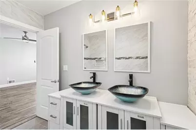 5256 Wickliff Street, Pittsburgh, PA 15201 - Photo 33