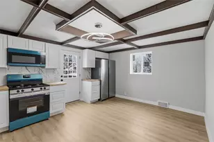 2252 Milligan Ave, Pittsburgh, PA 15218 - Photo 13