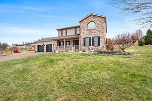 774 Vernon Dr, Rostraver, PA 15012 - Photo 1