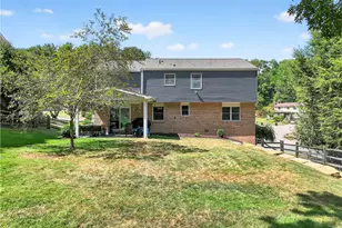 269 Kinvara Dr, Ross Twp, PA 15237 - Photo 5