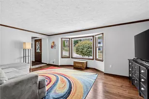 269 Kinvara Dr, Ross Twp, PA 15237 - Photo 9