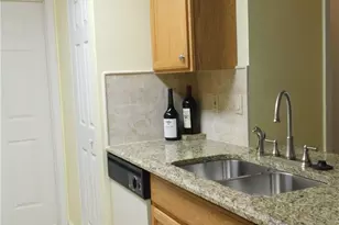 2105 Lenox Dr, Bethel Park, PA 15102 - Photo 7