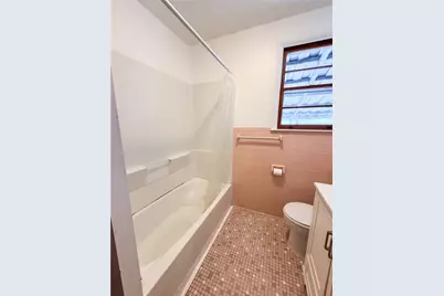 6 Logan Ave, City of But SW, PA 16045 - Photo 17