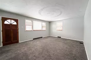 6 Logan Ave, City of But SW, PA 16045 - Photo 3