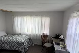 428 Meadows Dr, Washington Township, PA 15613 - Photo 11