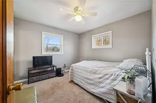 203 Kingston Dr, Wilkins Township, PA 15235 - Photo 17