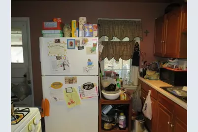 2145 Village Dr, Pittsburgh, PA 15221 - Photo 7