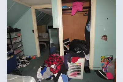 2145 Village Dr, Pittsburgh, PA 15221 - Photo 27