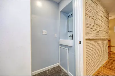 11 Brook St #A, Coraopolis, PA 15108 - Photo 9