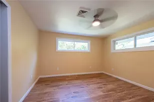 11 Brook St, Coraopolis, PA 15108 - Photo 17