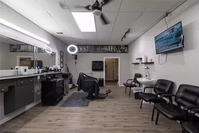 221 5th St, Ellwood City, PA 16117 - Photo 3