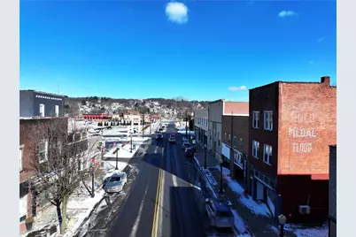 221 5th St, Ellwood City, PA 16117 - Photo 13