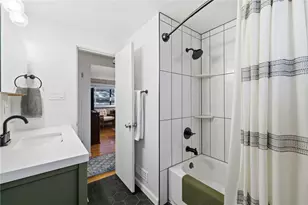 870 Middle Rd, Baldwin Twp, PA 15234 - Photo 17