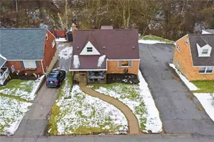 870 Middle Rd, Baldwin Twp, PA 15234 - Photo 33