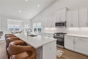 332 Red Bud Ln, South Strabane, PA 15301 - Photo 11