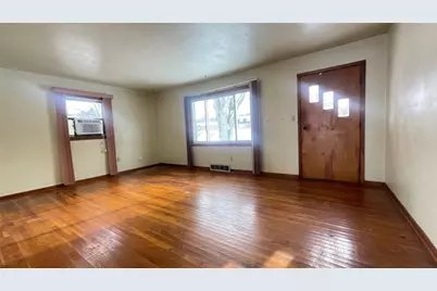 880 Wheatland Rd, Shenango Township, PA 16159 - Photo 3