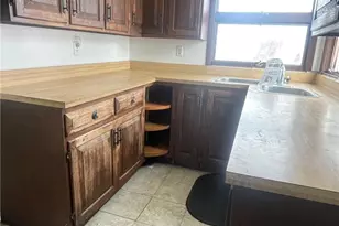 880 Wheatland Rd, Shenango Township, PA 16159 - Photo 5