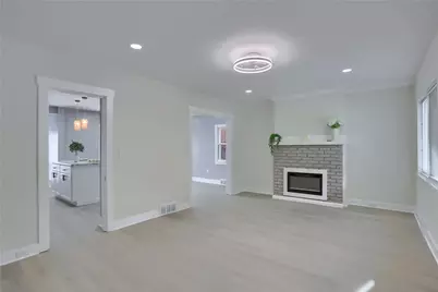 1332 Illinois Ave, Pittsburgh, PA 15216 - Photo 9