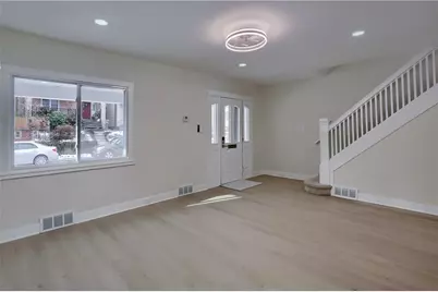 1332 Illinois Ave, Pittsburgh, PA 15216 - Photo 5
