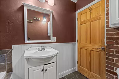 304 Reed St, Jeannette, PA 15644 - Photo 21