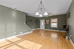 304 Reed St, Jeannette, PA 15644 - Photo 13