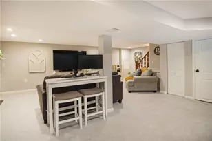 8748 Prescott Dr, Pittsburgh, PA 15237 - Photo 23