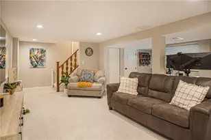 8748 Prescott Dr, Pittsburgh, PA 15237 - Photo 21