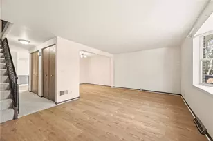 38 Hiland Vly Ct, Ross Twp, PA 15229 - Photo 9