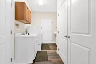 2503 Eloquent Ln, Adams Township, PA 16059 - Photo 39