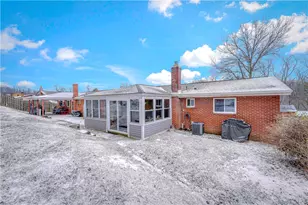 547 Lucia Dr, Wilkins Township, PA 15221 - Photo 21