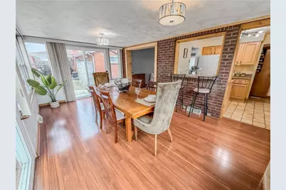 547 Lucia Dr, Wilkins Township, PA 15221 - Photo 5