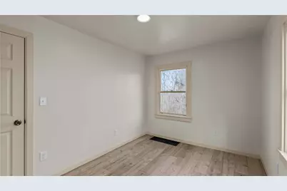 502 Bon Air Rd, Pittsburgh, PA 15235 - Photo 17